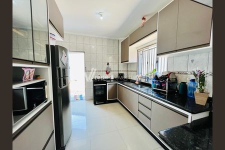 6_photo/94c8cbd2d9.cbbfd4a03055828f-ATLAS-2dd2a13c-f7bd-4fe2-b711-27478bcc0404.jpg de casa à venda com 3 quartos, 180m² em Jardim San Diego, Campinas