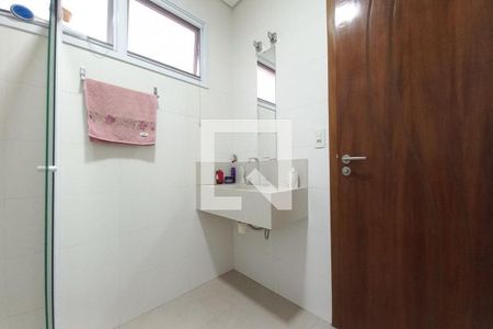 42_photo/94c8cbddf5.9a54faa83c3e471c-ATLAS-66616229-94fc-440a-826b-4f5d9c80f8f5.jpg de casa à venda com 4 quartos, 323m² em Swiss Park, Campinas