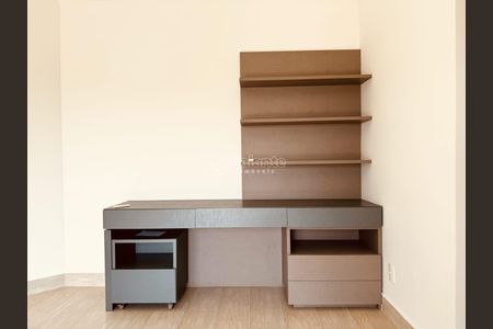 5_photo/94c8cbde45.62e8321271ffcb76-ATLAS-498c2827-7f38-4e6c-ae9c-c02208aedfed.jpg de casa à venda com 3 quartos, 320m² em Swiss Park, Campinas