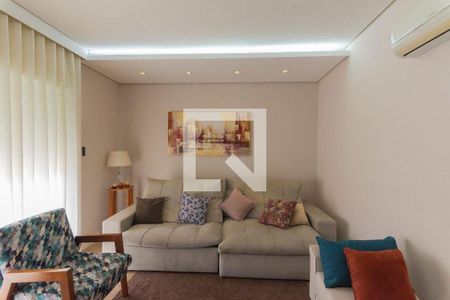 36_photo/94c8cbdf51.adb140a9451bad8e-ATLAS-a7df973d-980d-4eeb-b472-23402067c83c.jpg de casa à venda com 3 quartos, 296m² em Swiss Park, Campinas