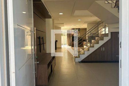 2_photo/94c8cbe48b.94f797356aedc676-ATLAS-eda60dbd-8143-4584-852f-39b68f73bce2.jpg de casa à venda com 4 quartos, 252m² em Swiss Park, Campinas