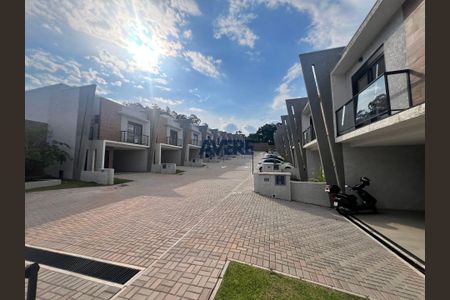 12_photo/94c8cc4a13.8e927f3430f5a69c-ATLAS-977b9e91-a0ec-41f1-844a-54e16bcb3dbb.jpg de casa de condomínio à venda com 3 quartos, 144m² em Chácaras Silvânia, Valinhos