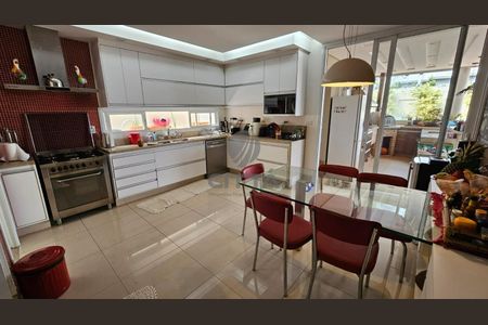 10_photo/94c8ccfabb.ded5523ff743d611-ATLAS-c5f4e504-fa4f-42b1-bd01-2c033c2cfc07.jpg de casa de condomínio à venda com 2 quartos, 455m² em Villa Lombarda, Campinas