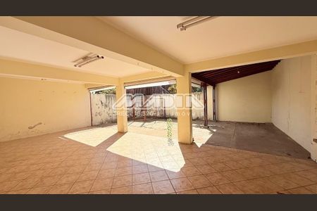 12_photo/94c8cd9953.fbcd7a2e7ac63d93-ATLAS-b643596e-ccb3-4329-87ec-02c30fd8ff45.jpg de casa à venda com 3 quartos, 285m² em Vila Coqueiro, Valinhos