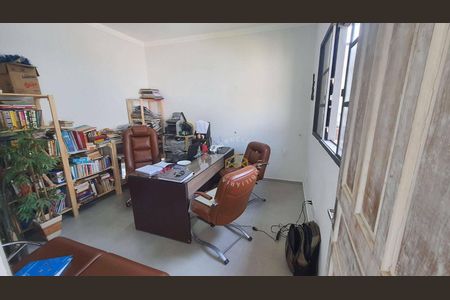 2_photo/94c8cd9eb7.588d4a7fb74764b6-ATLAS-2d2b9fe0-78e2-4a0f-be9f-afa6e9ece50d.jpg de casa à venda com 3 quartos, 283m² em Vila Anhanguera, Valinhos