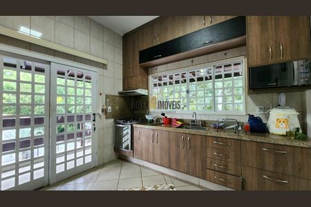 9_photo/94c8cdc77d.c6267d18045375b9-ATLAS-3abc8ce5-9d07-4eb2-bcdc-05ff1e60a82e.jpg de casa à venda com 2 quartos, 320m² em Vila Nova Valinhos, Valinhos