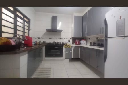 5_photo/94c8ce5c35.5b1ffa6849bccbd1-ATLAS-45f26f19-f033-4b2c-ad1b-77cd19d2fd39.jpg de casa à venda com 3 quartos, 140m² em Jardim Tamoio, Campinas