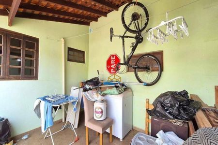 38_photo/94c8ce6165.7f2037a8af6651bb-ATLAS-fe7bfb93-5563-4de6-9d0f-34492a960e37.jpg de casa à venda com 3 quartos, 127m² em Jardim Estoril, Campinas