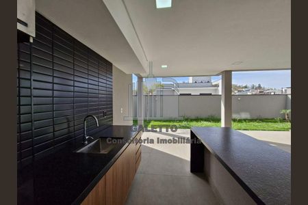 6_photo/94c8ce7b21.eaf245ff03653a23-ATLAS-f4655a2e-bddb-465b-bddf-6ef25033e20e.jpg de casa à venda com 3 quartos, 222m² em Jardim America II, Valinhos