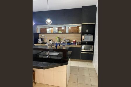 3_photo/94c8ce7efd.e78a3bff2ad56a74-ATLAS-1c057ffc-27a5-4bf5-a234-cd2da9d79fea.jpg de casa de condomínio à venda com 3 quartos, 236m² em , Valinhos