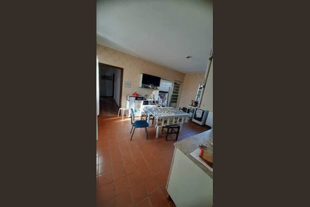 5_photo/94c8ce894f.05acccb2dbb53537-ATLAS-e313d573-216b-4bd0-b7fb-4ecaabbb219c.jpg de casa à venda com 3 quartos, 279m² em Jardim Centenário, Campinas