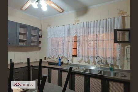 7_photo/94c8ce9473.e3cfebc9e947c571-ATLAS-445a8ff4-e3e6-4ac8-b388-855c212f8df2.jpg de casa à venda com 3 quartos, 260m² em Jardim dos Oliveiras, Campinas