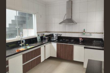 6_photo/94c8cea7d9.fe96b63aec789ef1-ATLAS-467a976f-aa19-419a-a24a-4229942b8d1e.jpg de casa à venda com 4 quartos, 171m² em Jardim Nova Europa, Campinas