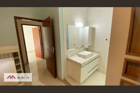 7_photo/94c8ceb4c3.d96136060e5977ed-ATLAS-3f7cce79-447e-4515-aff8-d9783e109695.jpg de casa à venda com 3 quartos, 230m² em Loteamento Parque São Martinho, Campinas