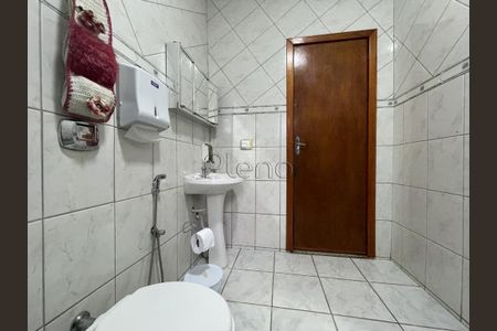 3_photo/94c8ceb9fb.9f73e101bd22bb98-ATLAS-111a2d0a-3cef-47d9-a6f0-fff3dc6c930e.jpg de casa à venda com 5 quartos, 172m² em Vila Marieta, Campinas