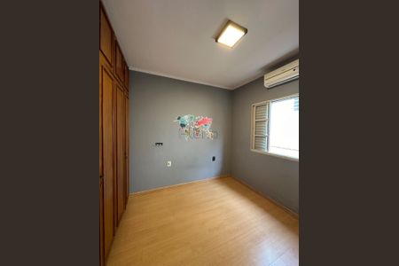 4_photo/94c8cec117.7954feb32d1ae247-ATLAS-eedd4e4b-d0f8-4c47-a453-acb58d9cea21.jpg de casa à venda com 3 quartos, 297m² em Jardim dos Oliveiras, Campinas