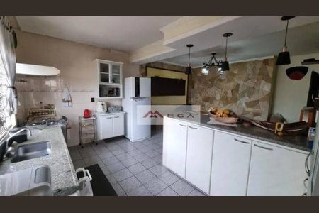 3_photo/94c8cec955.5564e16b2c01dcfa-ATLAS-34073a60-0bfb-4da6-8379-a80e5c468dbb.jpg de casa à venda com 2 quartos, 148m² em Jardim Nova Europa, Campinas