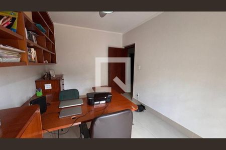 4_photo/94c8cecbf5.f4d9492f589d8d56-ATLAS-0ac9f6ed-c550-4d90-9dd9-6beb2f831edb.jpg de casa à venda com 4 quartos, 224m² em Jardim Nova Europa, Campinas