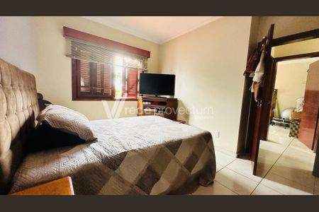 11_photo/94c8ced13d.1c5055e6fed10d50-ATLAS-3158b001-7cf9-4bbd-b2ea-815c30f9e53a.jpg de casa à venda com 4 quartos, 250m² em Vila Marieta, Campinas