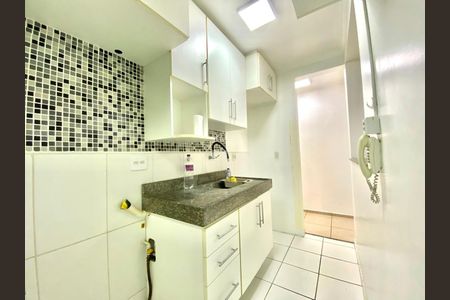 4_photo/94c8ced32b.56f87905458f71eb-ATLAS-9d51b0d6-7545-4be2-b9f5-80aae291081e.jpg de apartamento para alugar com 2 quartos, 53m² em Jardim Nova Europa, Campinas