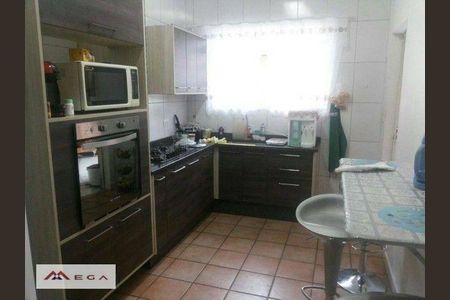 10_photo/94c8ced7f1.1e4f1e577f8ab36f-ATLAS-2e170043-08ea-424a-a4ba-3e88b590a856.jpg de casa à venda com 3 quartos, 290m² em Vila Paraiso, Campinas