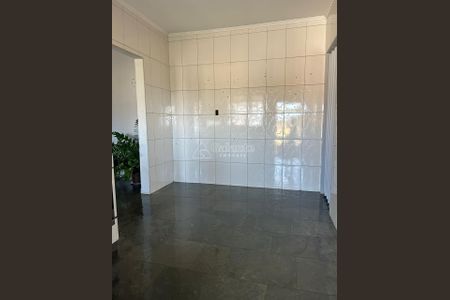 3_photo/94c8cee32b.1cf36469cc62d903-ATLAS-c8a573d3-2a28-44e1-b83a-67688b0ca2a3.jpg de casa à venda com 4 quartos, 200m² em Jardim São Fernando, Campinas