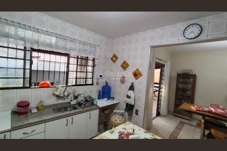32_photo/94c8cee835.fc3124ead6c5d417-ATLAS-0b368632-41ba-4965-aa93-a3021ecd9eef.jpg de casa à venda com 4 quartos, 240m² em Vila Joaquim Inacio, Campinas