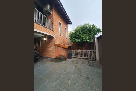 11_photo/94c8cee8eb.e32b511dab847c4b-ATLAS-a2152b6b-d0b5-40a2-a2d1-d319299a480f.jpg de casa à venda com 4 quartos, 300m² em Vila Joaquim Inacio, Campinas