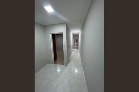 5_photo/94c8ceef7b.e98a0441d5514113-ATLAS-9b5acbc7-21d2-457b-8320-fe0fbcc96697.jpg de casa à venda com 3 quartos, 250m² em Jardim Carlos Lourenço, Campinas