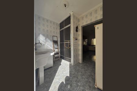 3_photo/94c8ceefaf.f38e38137a2159e3-ATLAS-17615f99-7eae-40d0-9b0e-72f53ff7f90d.jpg de casa à venda com 2 quartos, 135m² em Jardim Carlos Lourenço, Campinas