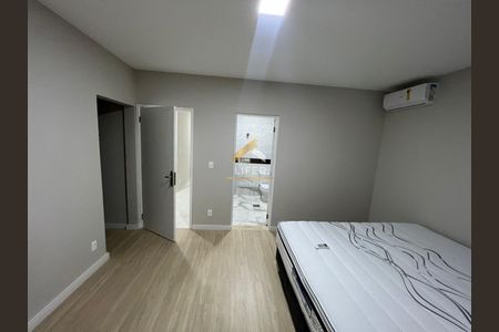 1_photo/94c8cef6b5.e9ab0f838c3a4a92-ATLAS-34c6ab7c-da86-4ffd-beeb-7f5265cfed5e.jpg de casa à venda com 3 quartos, 240m² em Jardim New York, Campinas