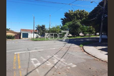 6_photo/94c8cef6ef.2bea4a0de6d30832-ATLAS-5fa53855-8b5f-4dd8-a9c7-082cdd9ef252.jpg de casa à venda com 5 quartos, 240m² em Jardim Carlos Lourenço, Campinas