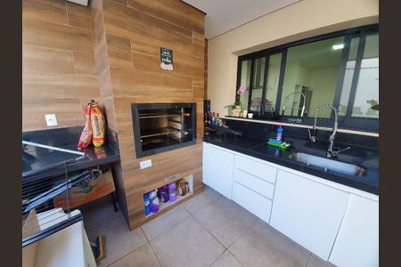 15_photo/94c8cef7af.fb2e7a60a8bfd920-ATLAS-e5c9083f-a426-40ac-a916-7e08761ab26a.jpg de casa à venda com 4 quartos, 375m² em Jardim Carlos Lourenço, Campinas