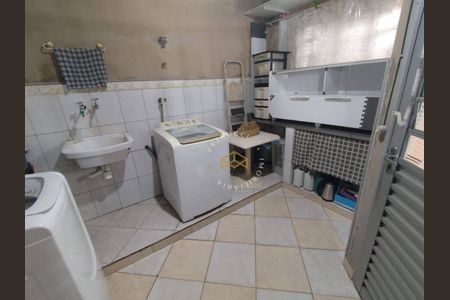 37_photo/94c8cf0331.7e9ec88c36fd89e6-ATLAS-e88e8222-cd71-4f1f-99b6-0d47e7f70e4e.jpg de casa à venda com 3 quartos, 95m² em Jardim Baroneza, Campinas