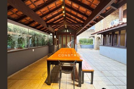 9_photo/94c8cf13ad.3714cccd63f8fe2d-ATLAS-498d06fc-0fa7-41a6-9944-106b6e38d3ea.jpg de casa à venda com 5 quartos, 338m² em Jardim das Paineiras, Campinas