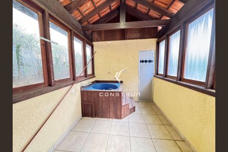 9_photo/94c8cf13ad.3714cccd63f8fe2d-ATLAS-e02676e9-c053-4e1a-83f8-62af59933b63.jpg de casa à venda com 5 quartos, 338m² em Jardim das Paineiras, Campinas