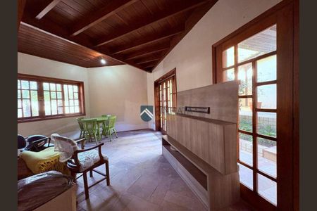 4_photo/94c8cf13e3.8a734c1c2a3b006e-ATLAS-f7488e58-dc3f-44e4-a6aa-e4fda487a141.jpg de casa à venda com 3 quartos, 521m² em Parque Nova Campinas, Campinas