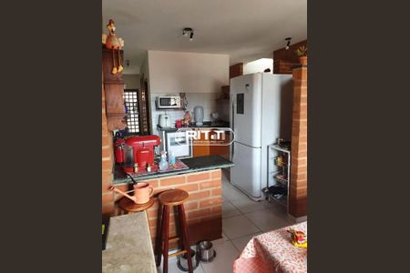 3_photo/94c8cf14ef.751bca41ac608a7d-ATLAS-e6e25800-a50a-4151-a5b5-56e7f77ee718.jpg de casa à venda com 4 quartos, 272m² em Jardim Bom Retiro, Campinas