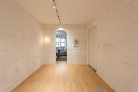 3_photo/94c8cf1a8b.5e810ca64ece7dee-ATLAS-31f8450d-452b-4ab9-81b4-0b68e6c4e03b.jpg de casa para alugar com 4 quartos, 492m² em Jardim Paraíso, Campinas