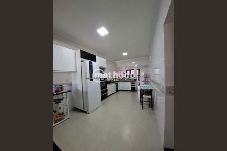 11_photo/94c8cf1b7d.958ab4e2955fd321-ATLAS-80c5e48e-d1ed-41b4-822a-4c43f10d0a9b.jpg de casa à venda com 3 quartos, 161m² em Jardim Baroneza, Campinas