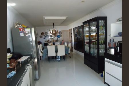 6_photo/94c8cf2239.34beb6889ad9cd13-ATLAS-d24d66f5-8abb-4323-b53b-18b9769e30cd.jpg de casa à venda com 4 quartos, 316m² em Vila Lemos, Campinas