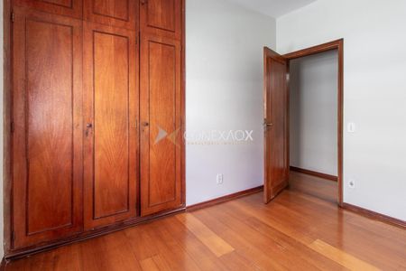 11_photo/94c8cf22a5.dc8bbd111761e841-ATLAS-45bcd745-b2a4-4628-9b0c-5fe91f8a535b.jpg de casa à venda com 4 quartos, 286m² em Jardim Guarani, Campinas