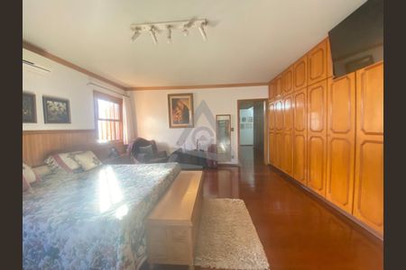 31_photo/94c8cf2f35.f38e38137a2159e3-ATLAS-e5aa74d1-5e61-4e07-9d64-1c82f2009449.jpg de casa à venda com 4 quartos, 250m² em Vila Elza, Campinas