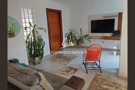 6_photo/94c8cf2fdd.cbac4b0532efd0a4-ATLAS-cfb526fb-ae56-41ca-9ea0-da3d5ee28da6.jpg de casa à venda com 4 quartos, 240m² em Jardim Primavera, Campinas