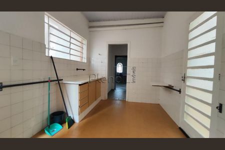 49_photo/94c8cf3365.24a317c22631bef5-ATLAS-65913316-c8d4-48a1-98b9-d7ba2db5e234.jpg de casa para alugar com 3 quartos, 82m² em Bosque, Campinas