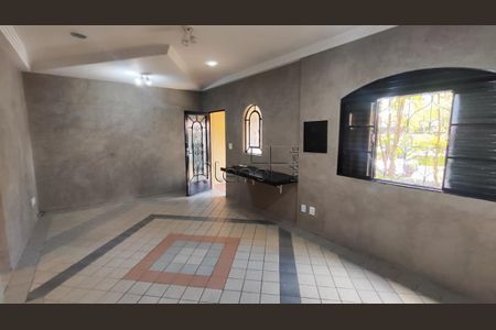 11_photo/94c8cf3365.24a317c22631bef5-ATLAS-9545c63c-03f0-438a-ae6b-0817dc0f5c6d.jpg de casa para alugar com 3 quartos, 82m² em Bosque, Campinas
