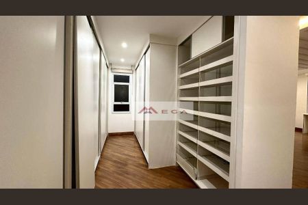 3_photo/94c8cf3c25.0f81dd1a9a4f6ffb-ATLAS-490b343f-7288-4fab-b2d0-1a1821838e23.jpg de casa para alugar com 4 quartos, 249m² em Jardim Paraíso, Campinas