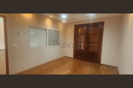 4_photo/94c8cf4157.eb4747a7722cd593-ATLAS-115c501f-76c4-48b2-8d05-b17bf3cdcaee.jpg de casa para alugar com 3 quartos, 490m² em Nova Campinas, Campinas