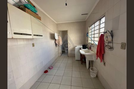 8_photo/94c8cf4225.d1833219ee018701-ATLAS-3ea5b669-fb9d-430a-885f-49b28e5b2ad4.jpg de casa à venda com 3 quartos, 220m² em Jardim Itamarati, Campinas