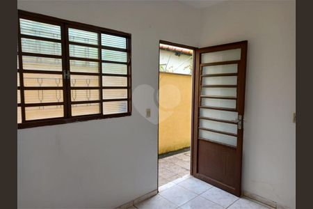 55_photo/94c8cf4913.e3d685d770d7ec2c-ATLAS-796f4f46-29cd-49a4-a29c-c39a90e2d378.jpg de casa para alugar com 3 quartos, 96m² em Centro, Campinas